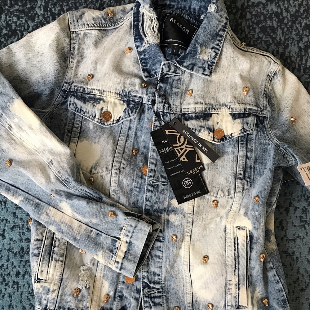 Men’s Distressed Jean Jacket